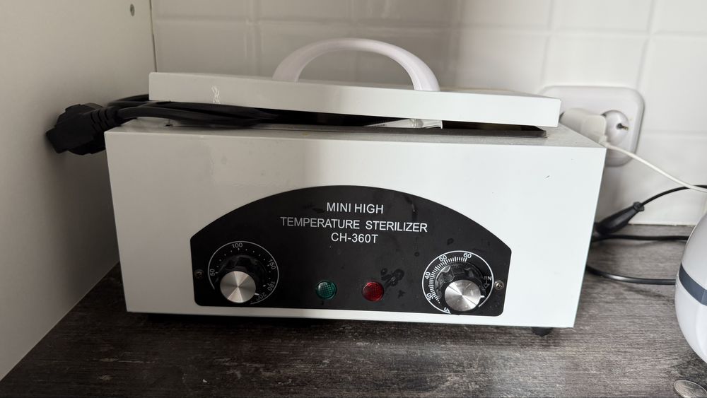 Продам набор на маникюра