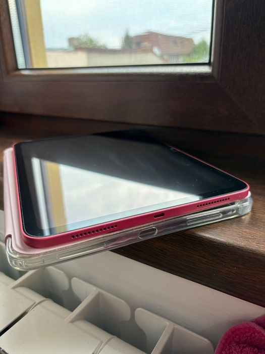 Vand I Pad 11 roz 128 gb folosit cateva luni