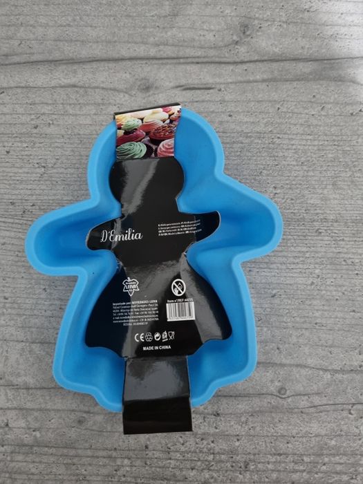 Matrita silicon om de turta dulce