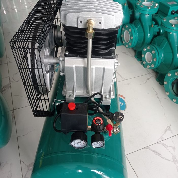 Компрессор kompressor 100L