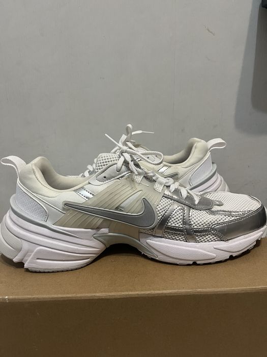 Nike маратонки 46