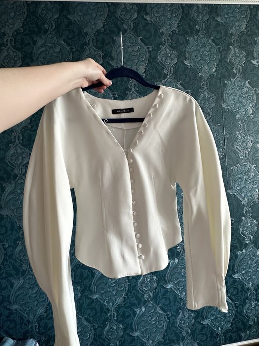 Блузка женская белая