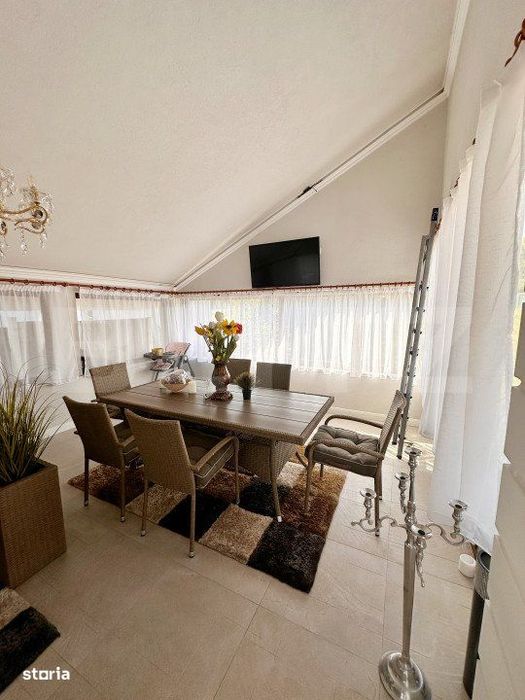 Casa impunatoare de lux – ultra dotata si mobilata - locatie deosebi