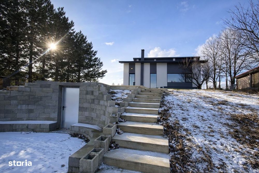 Casa de vanzare Hlincea Iasi + 1500 mp teren