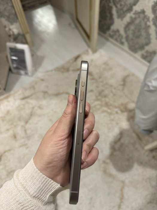 Iphone 15 pro max. 85% yomkost