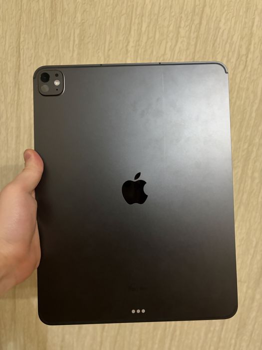 iPad Pro M4 13 512GB wifi + cellular + Magic Keyboard