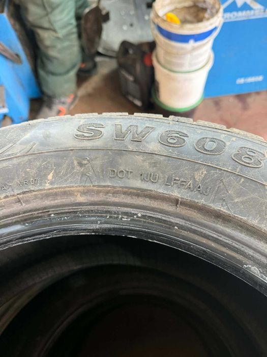 Гумите са 225/55/17 чисто нови.Закупени са на 02.07.2026 имам фактура