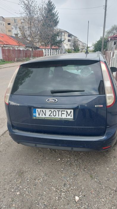 FORD Focus 2010 — imagine 4