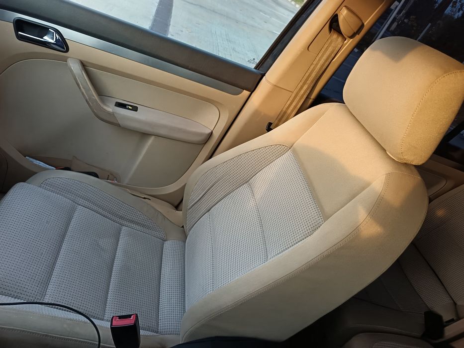 Touran 2004  stare bună