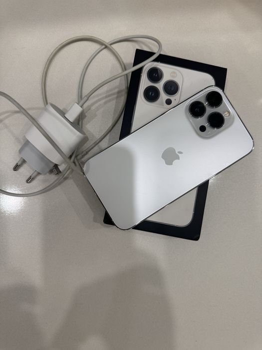 Iphone 13 pro белый (Silver) идеальное состояние