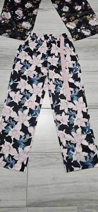 Lot pantaloni femei S