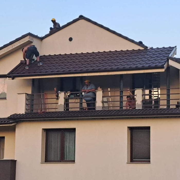 Înlocuire acoperiș reparatii tabla Bilka izolație termică foișor terasă dulgherie