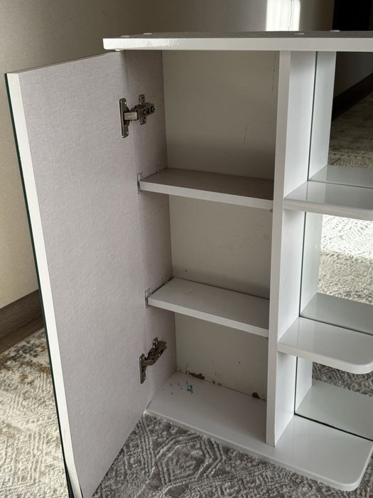 Шкаф в ванную комнату