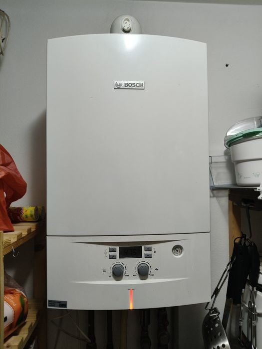 Centrala Bosch Condens 2000w ( 24 Kw )
