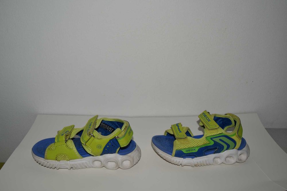 Обувки за момче Jack Wolfskin и Geox