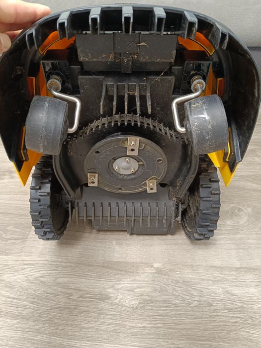 Robot de taiat iarba Mower