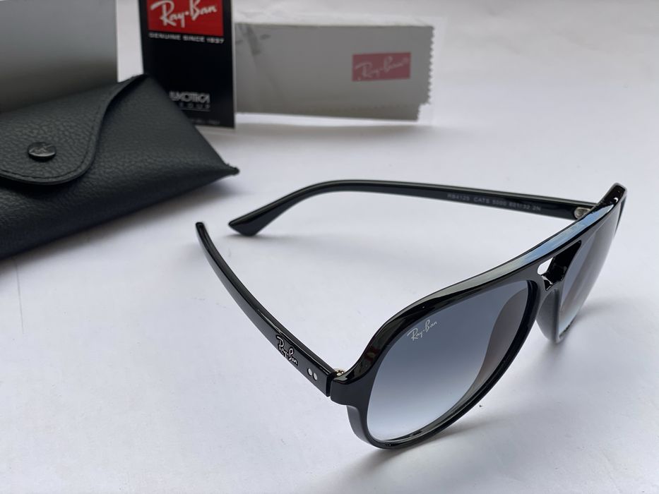 Ochelari de soare RAY BAN 4125 Cats 5000 Noi