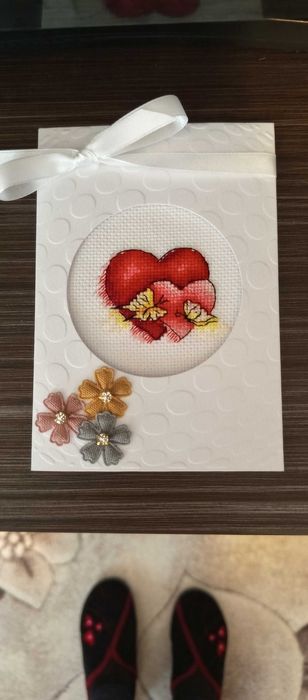 Бродирани картички за всякакъв повод