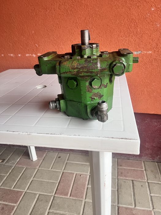 Pompa hidraulica John Deere