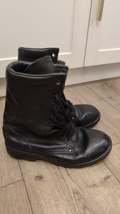 Продам Берцы летние б/у 39