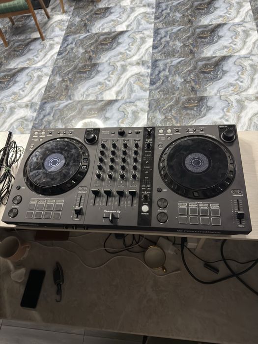 Pioneer ddj flx6 ko’p ishlatilmagan holati ideal