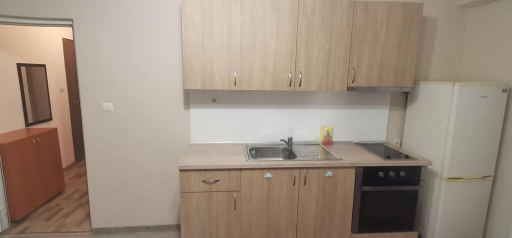 Давам апартамент под наем