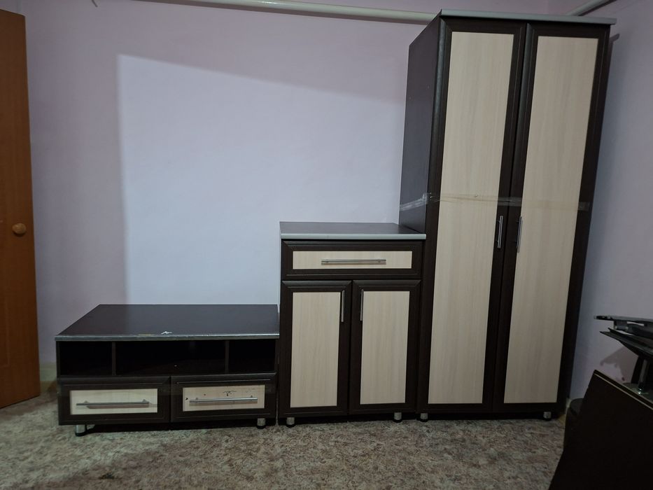 Продам шкаф с тв тумбой
