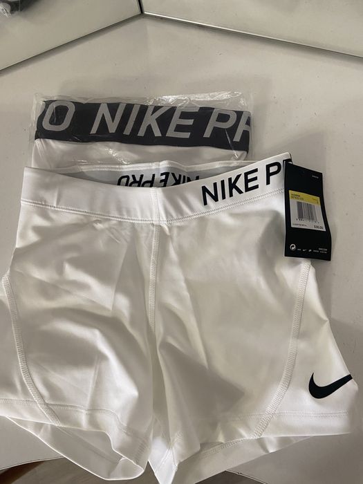 Распродажа одежды для фитнеса