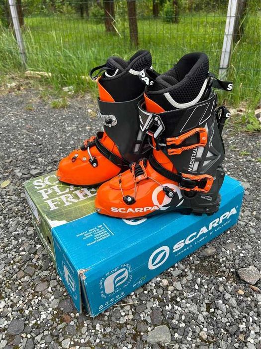 Clapari Scarpa Majestrale marime 40