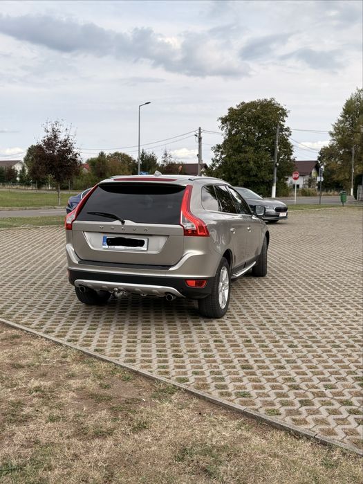VOLVO XC60 2011 — imagine 3