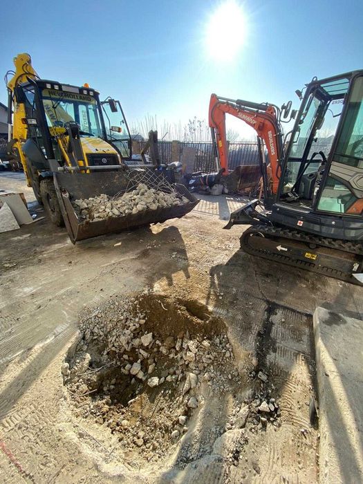 Excavator 2.5T - de inchiriat, inchiriez utilaje