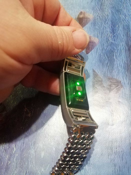 Продавам фитнес гривна