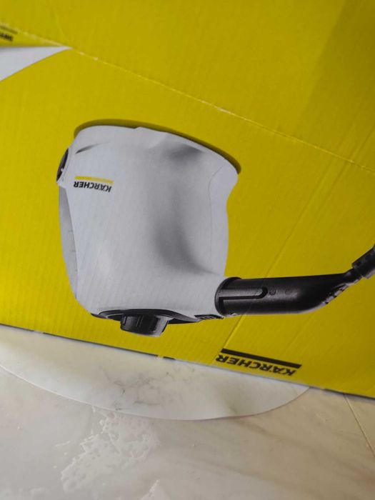 Продавам парочистачка Karcher в отлично състояние