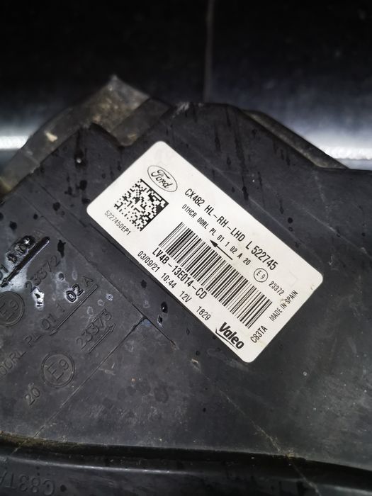 Far stânga dreapta ford kuga 3