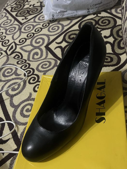 Продам обувь, туфли. 36 размер