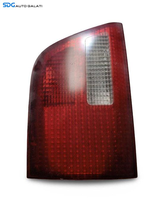 Lampa Stop Tripla Dreapta de pe Hayon Haion Portbagaj BMW X5 E53 1999 - 2006 Cod 8409012-07 [L8754]