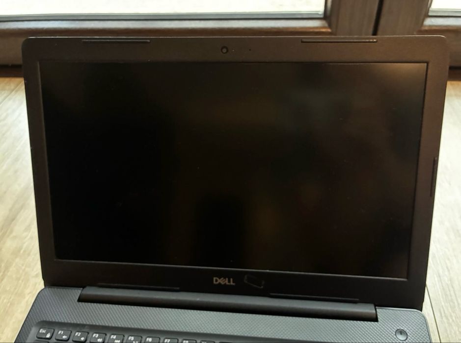 Dell Vostro 3583 | i5-8265U | 8GB RAM | SSD 256GB | Windows 11 Pro