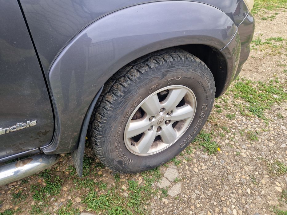 Dezmembrez Toyota Hilux Invincible 2006-2015 3.0 1KD-FTV