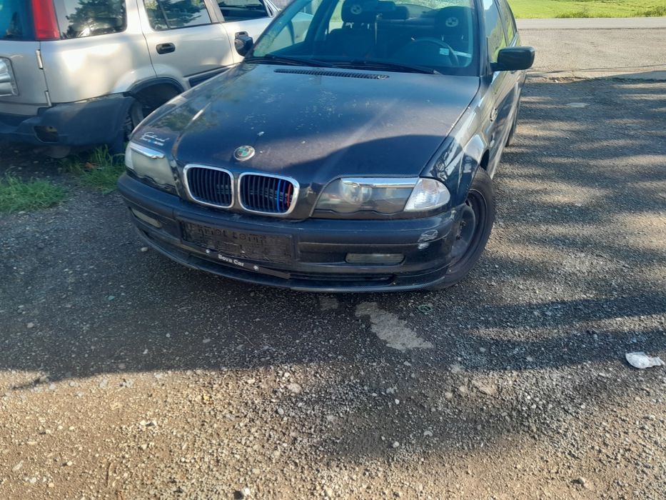 Продавам бмв 3 на части