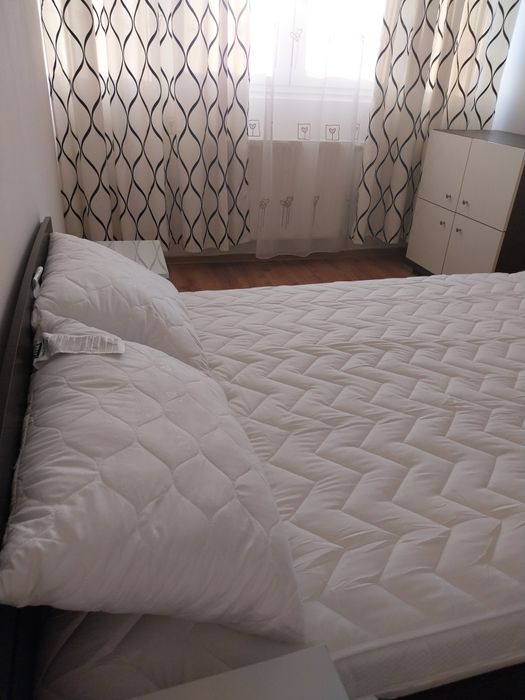 PF închiriez apartament 3 camere UNIRII