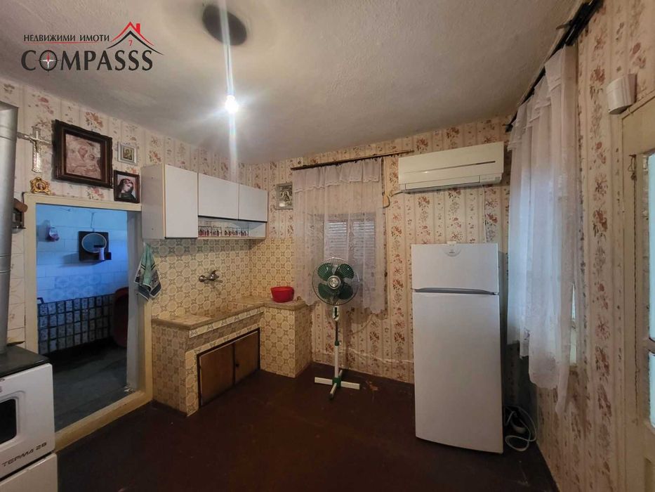 село Змеево, Общ. Балчик, къща с двор – 37000евро!