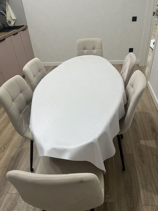 Стол для кухни овальный