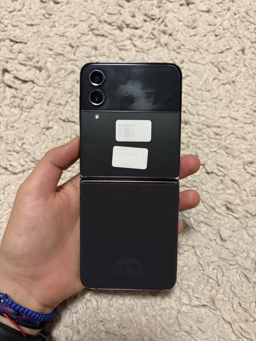 Samsung Z flip 4
