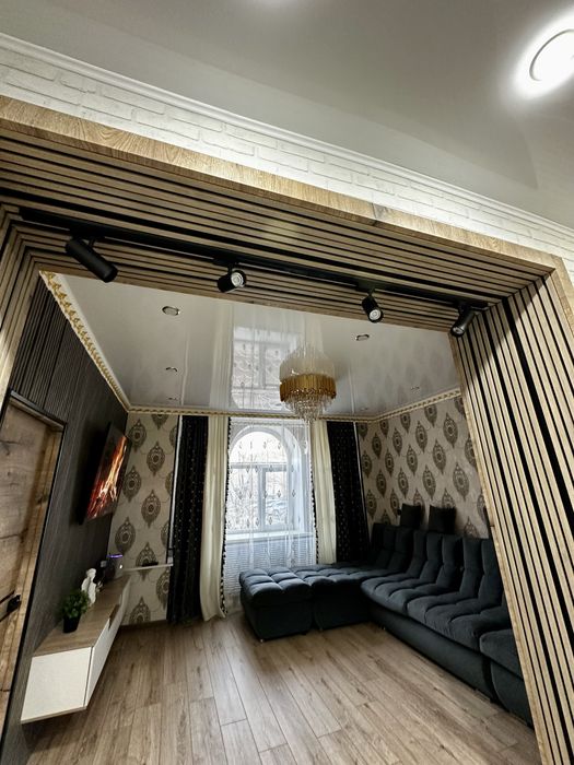 3-комнатная квартира в центре в идеальном состояние