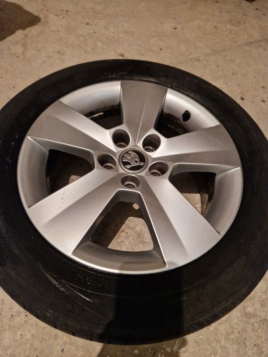 Roti, jante, anvelope Skoda Rapid pe 15