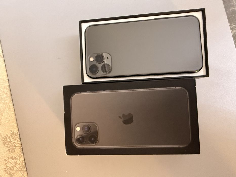 Iphone 11 pro   71%   64 гб