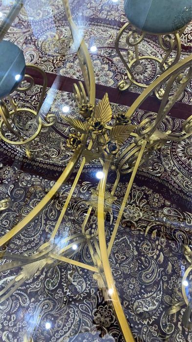 Стол Стул Сотилади