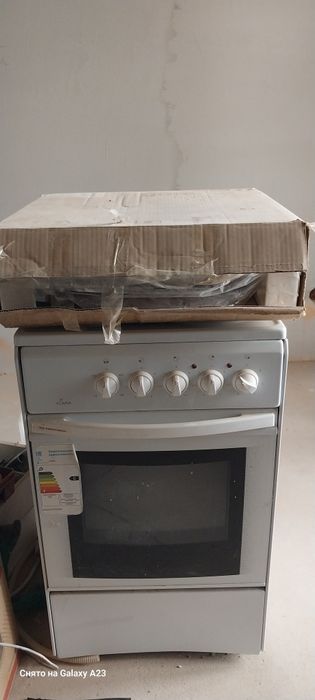 Продам электроплиту