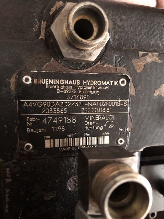 Pompe hidraulice incarcator frontal Liebherr L554