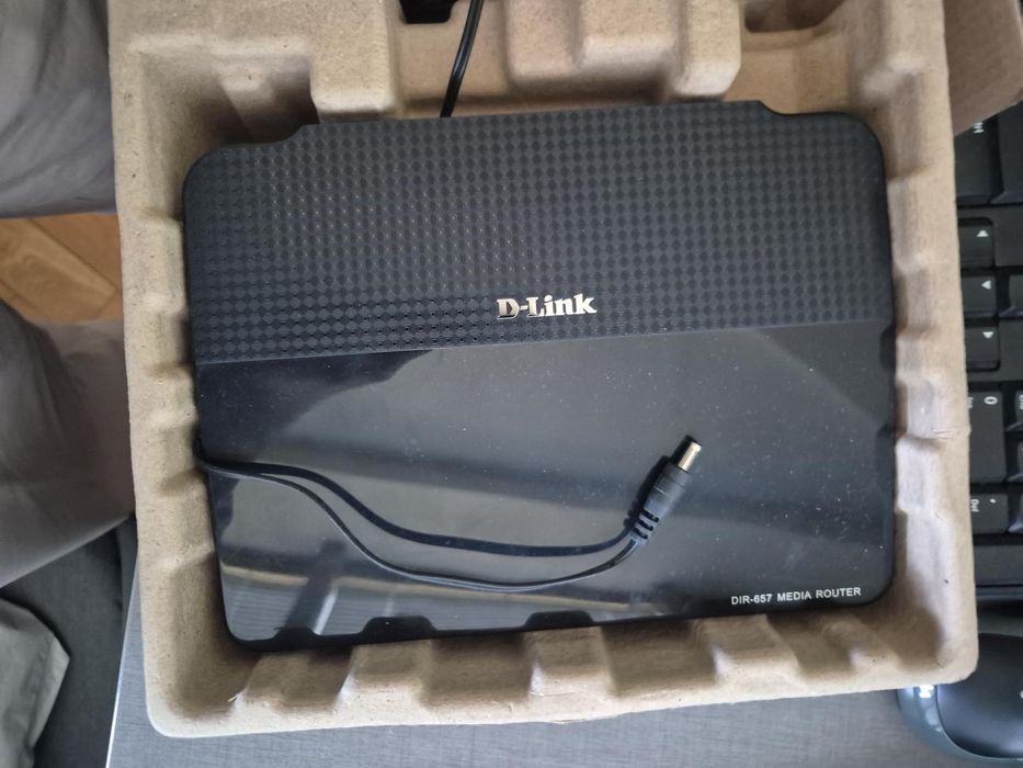 D-Link DIR-657 Wireless N HD Media Router